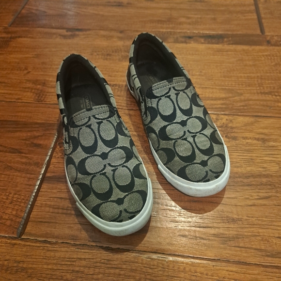 Coach "Allegra" Gray & Black Slip On Sneakers - size 6.5 - Picture 2 of 8
